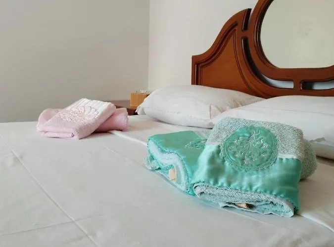 The Mulberry Kórfos