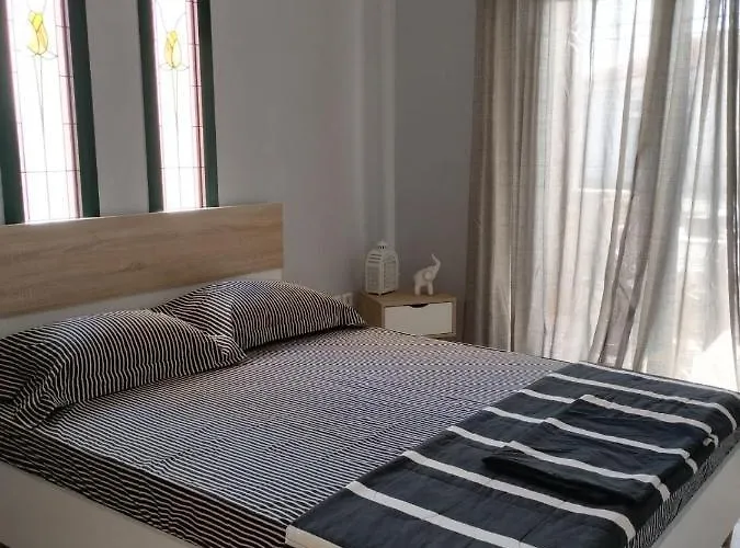 The Mulberry Kórfos